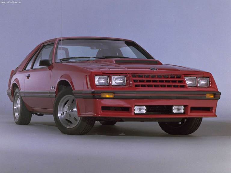 موستانگ GT 1982